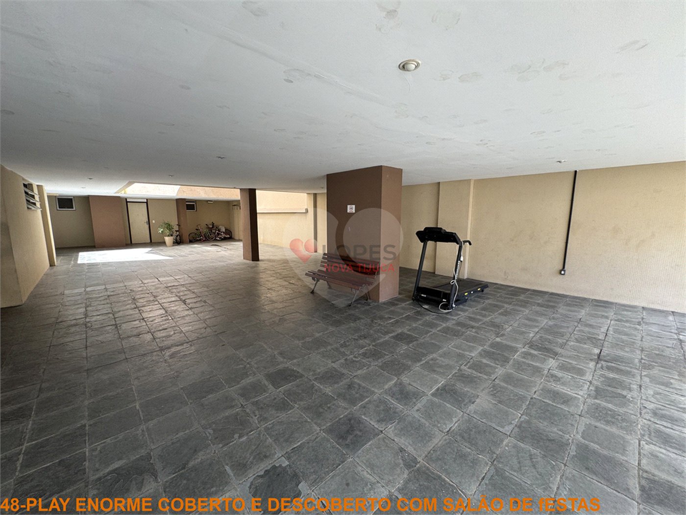 Apartamento à venda com 4 quartos, sendo 1 suíte, em Tijuca, Rio de Janeiro, RJ