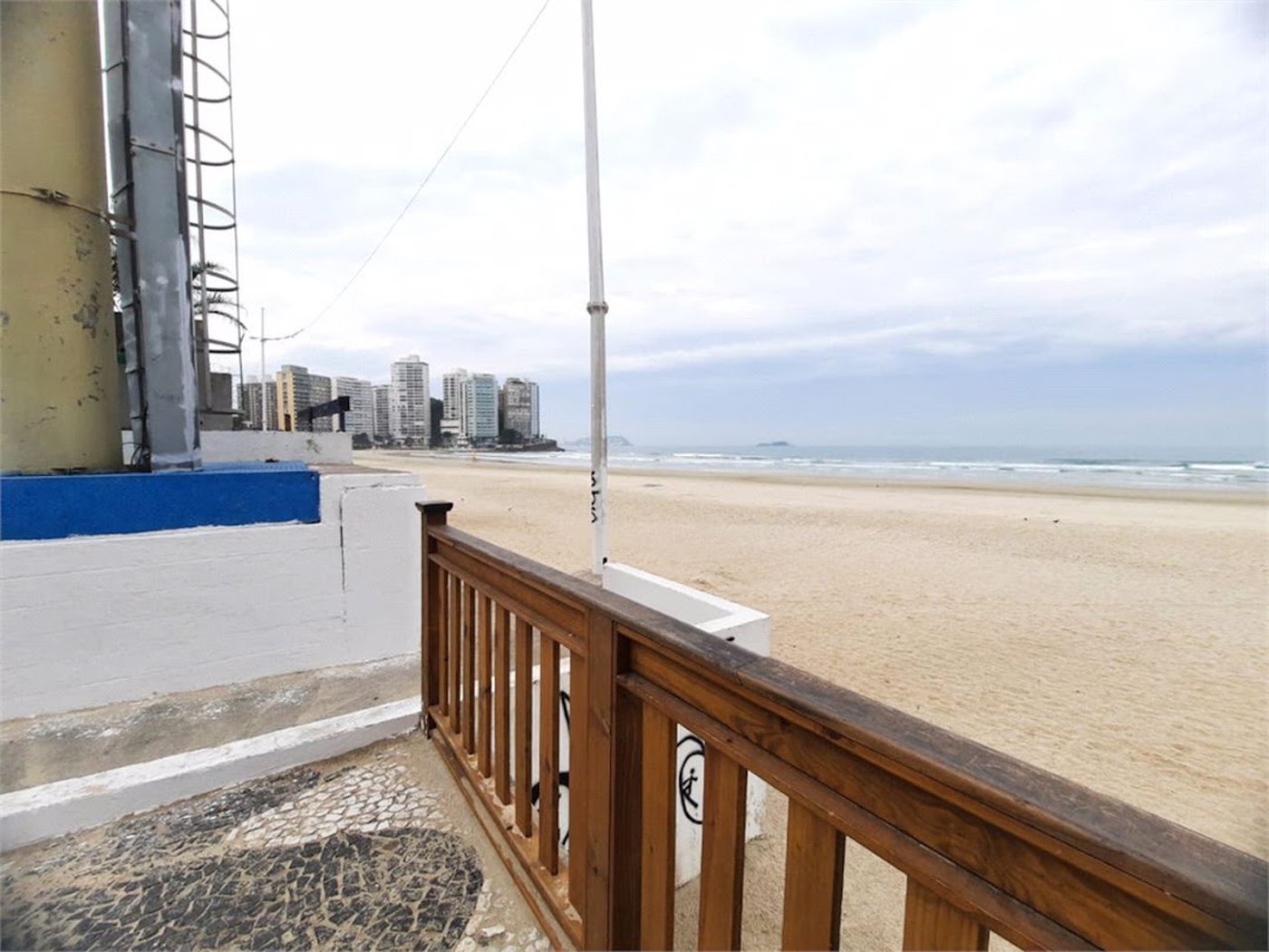 Apartamento com 4 dormitórios à venda, 122 m² por R$ 850.000,00 - Pitangueiras - Guarujá/SP