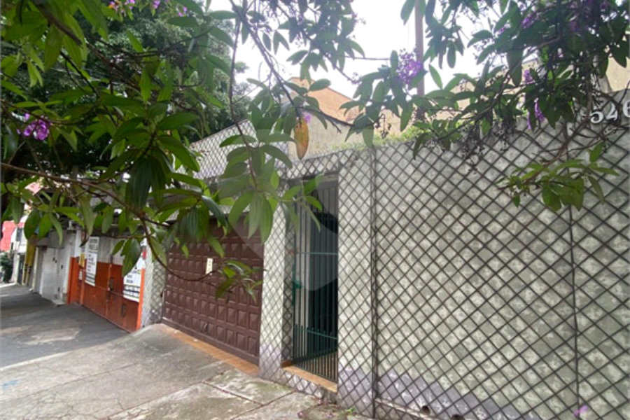 Casa à venda com 4 quartos, sendo 1 suíte, em Casa Verde, São Paulo, SP