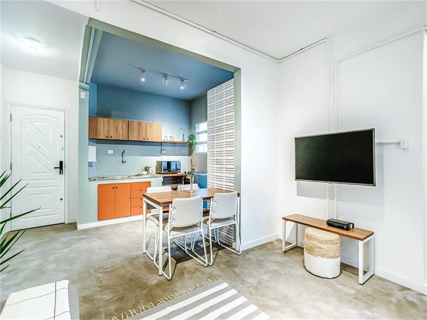 Apartamento à venda com 3 quartos, sendo 1 suíte, em Itaim Bibi, São Paulo, SP