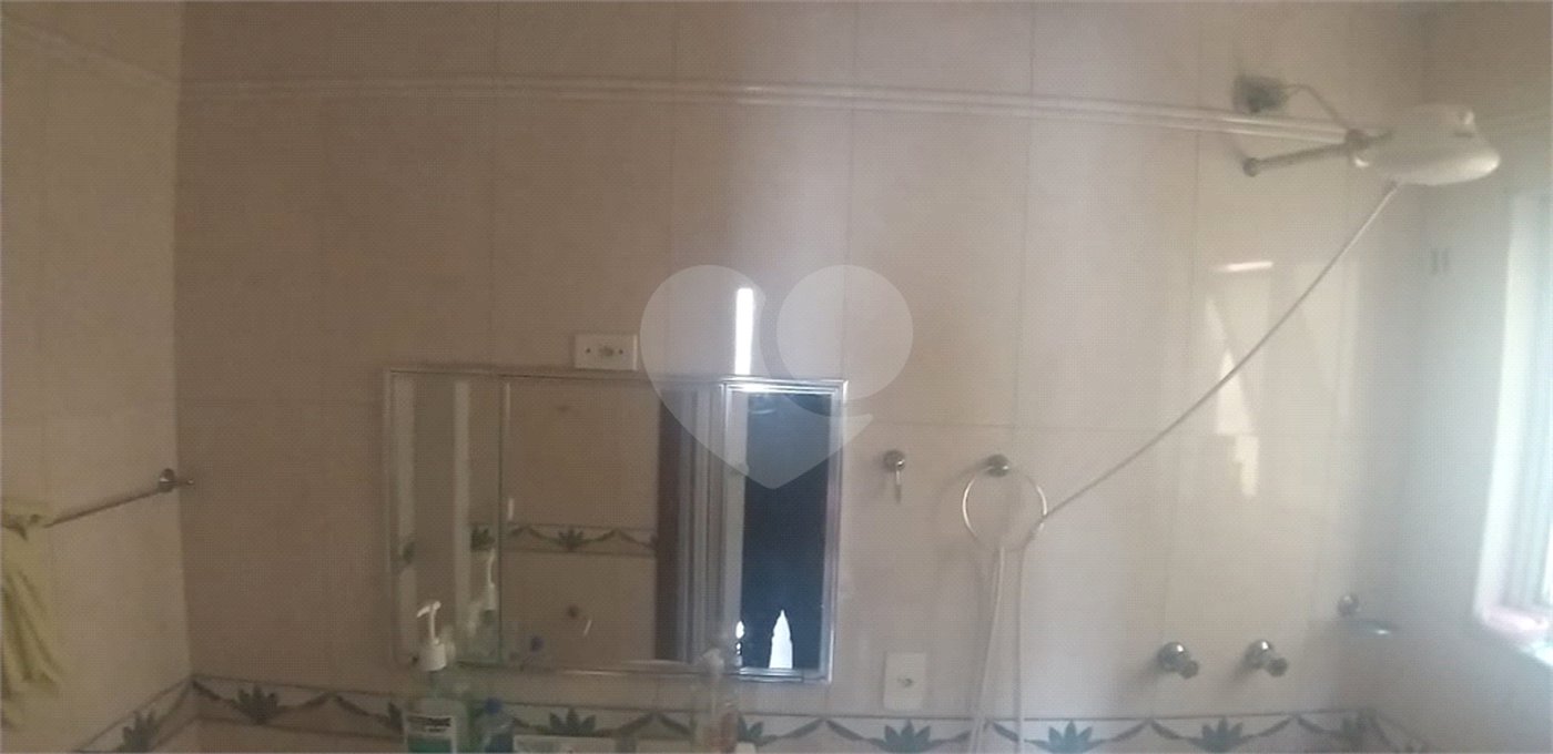 Sobrado à venda com 5 quartos, sendo 4 suítes, em Parada Inglesa, São Paulo, SP