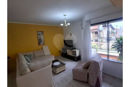 Casa à venda com 4 quartos, sendo 3 suítes, em Vila Aurora (zona Norte), São Paulo, SP