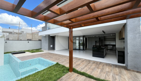 Casa à venda com 4 suítes no condomínio Alphaville Nova Esplanada 4, Votorantim - SP
