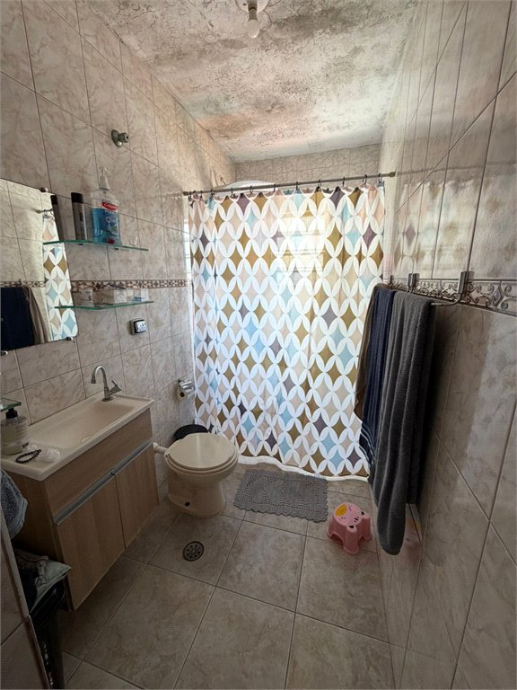 Casa à venda com 3 quartos, sendo 1 suíte,  em Vila Medeiros, São Paulo, SP