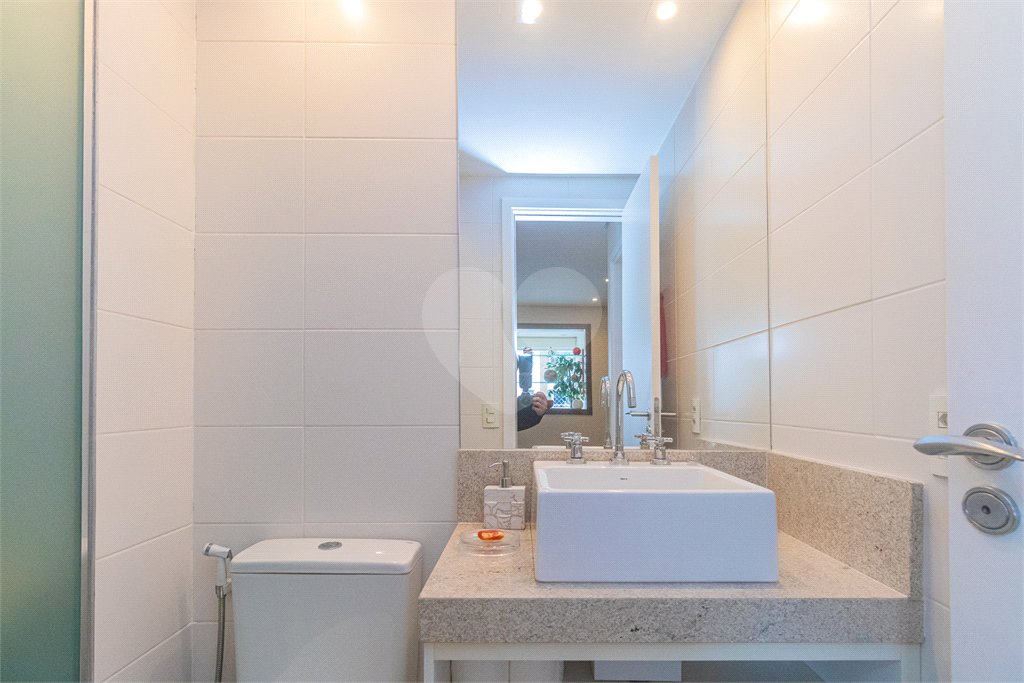 Apartamento à venda com 1 suíte em Campo Belo, São Paulo, SP