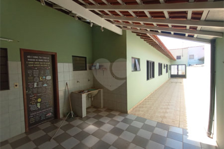 Casa à venda com 3 quartos, sendo 1 suíte, em Jardim Vieira de Moraes, Itapetininga, SP