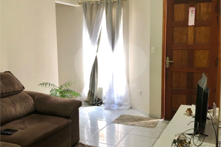 Casa à venda com 2 quartos no condomínio Világio Vitória, Mogi das Cruzes - SP