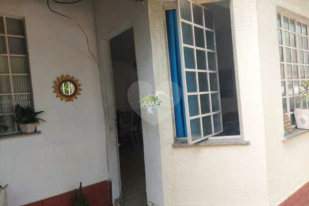 Casa à venda com 2 quartos, sendo 1 suíte, no condomínio River Plate, Rio de Janeiro - RJ
