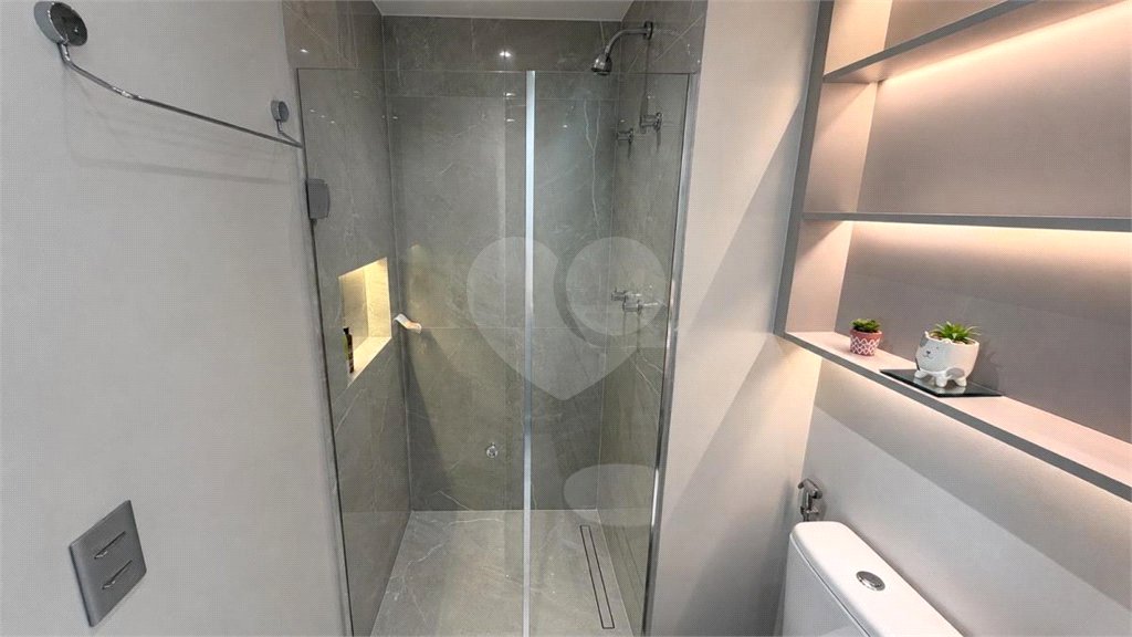 Apartamento à venda com 2 quartos, sendo 1 suíte,  em Vila Dom Pedro I, São Paulo, SP