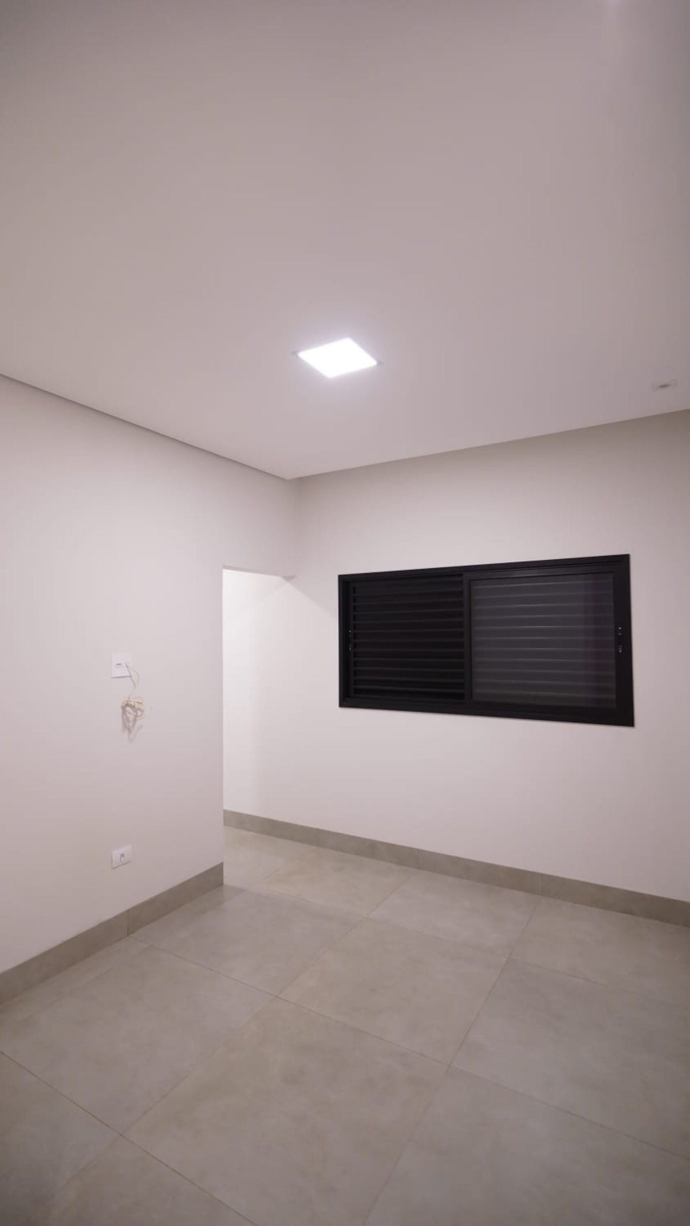 Casa à venda com 3 suítes no condomínio Portinari II, Álvares Machado - SP