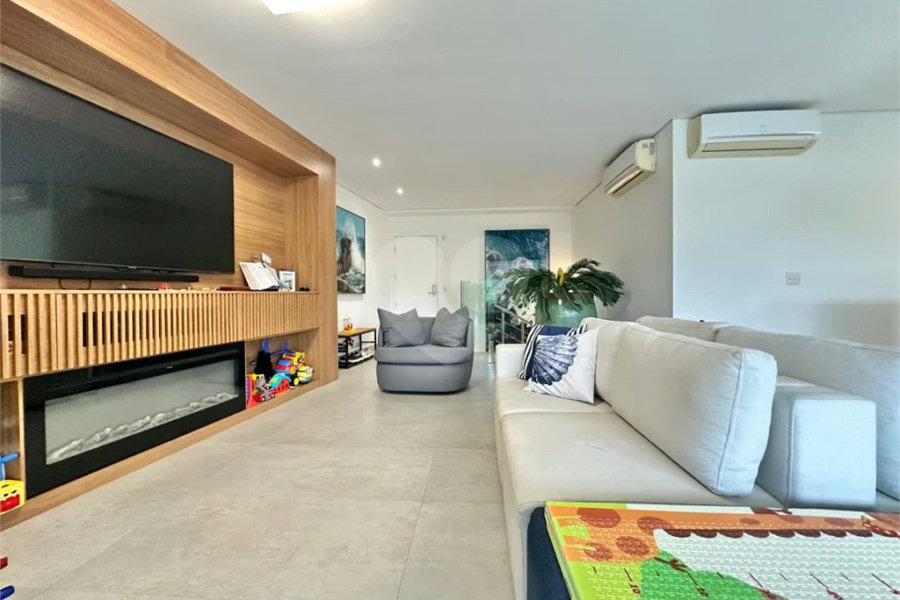 Apartamento à venda com 3 quartos, sendo 2 suítes, em Riviera de São Lourenço, Bertioga, SP