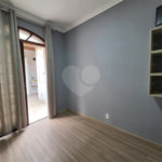 Sobrado Reformado 3 Dorms sendo 1 Suíte e 2 Vagas