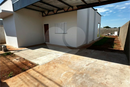 Casa à venda com 3 quartos, sendo 1 suíte,  em Flanboyant Residencial Park, Ponta Porã, MS