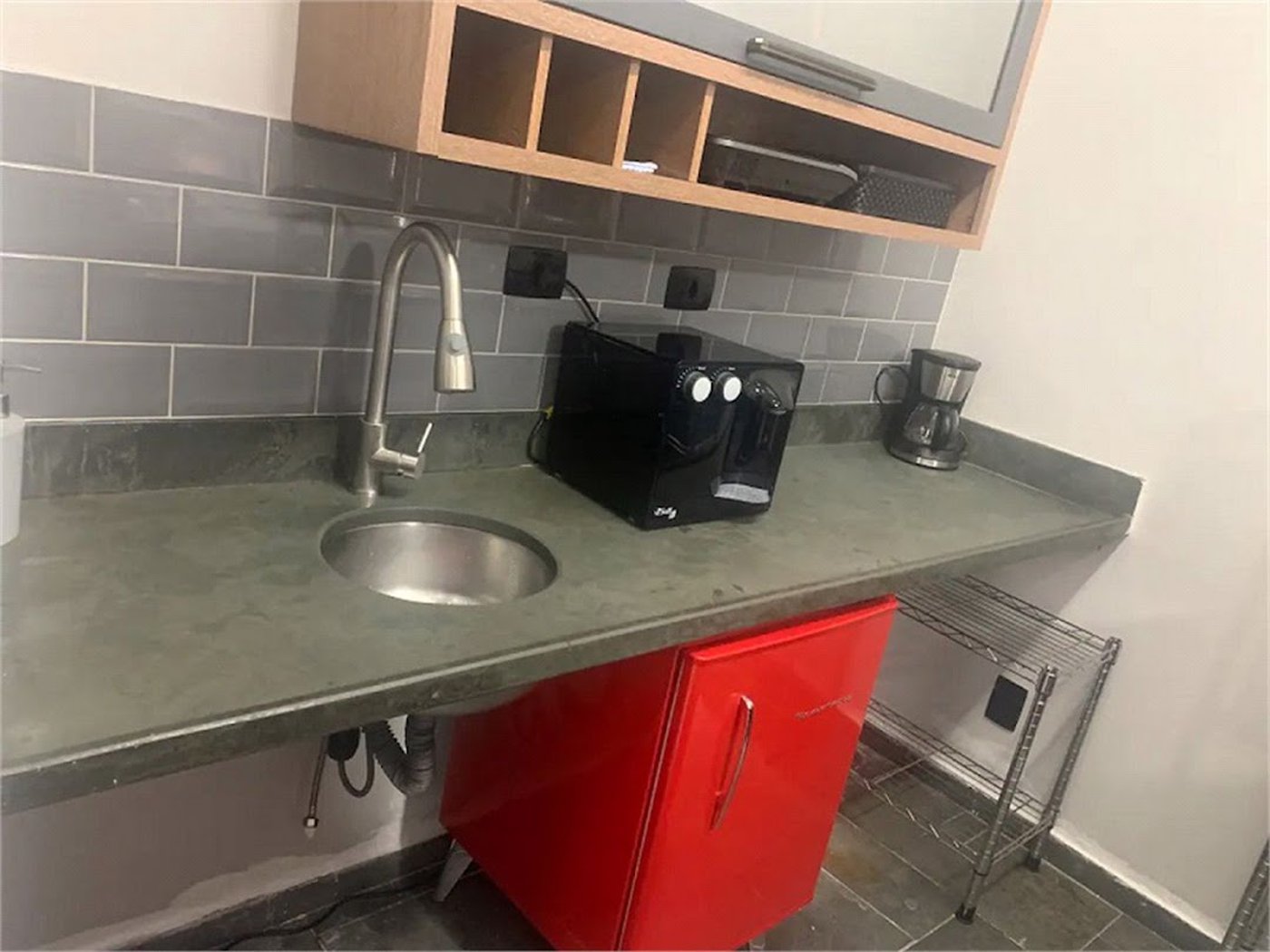 Flat Residencial à venda, Centro, São Vicente - FL0006.