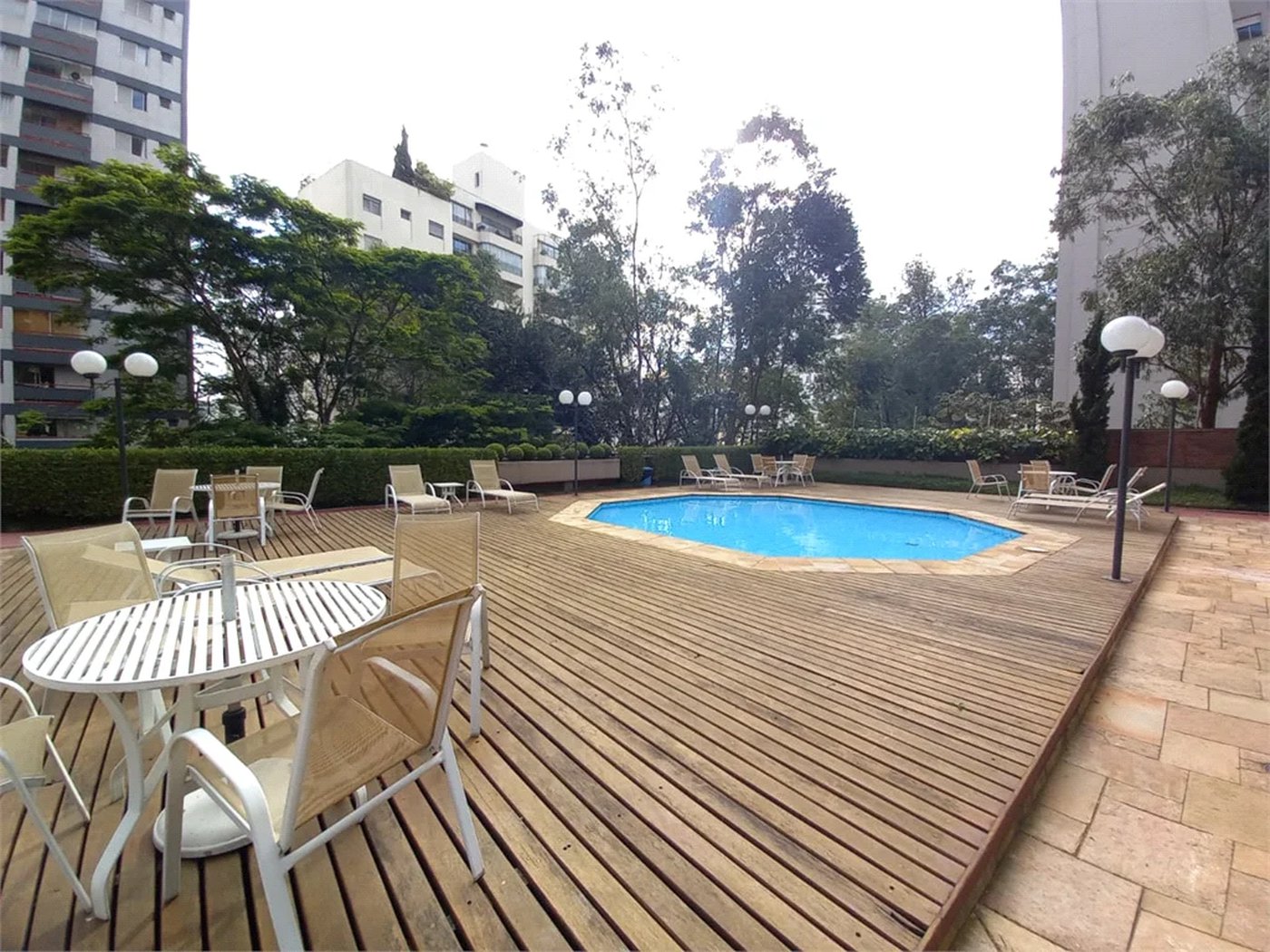 Apartamento à venda com 4 quartos, sendo 3 suítes,  em Vila Andrade, São Paulo, SP
