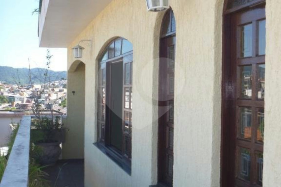 Sobrado à venda com 3 quartos, sendo 1 suíte, no Brasilândia, São Paulo, SP