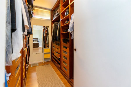 Sobrado à venda com 4 quartos, sendo 2 suítes, em Vila Madalena, São Paulo, SP