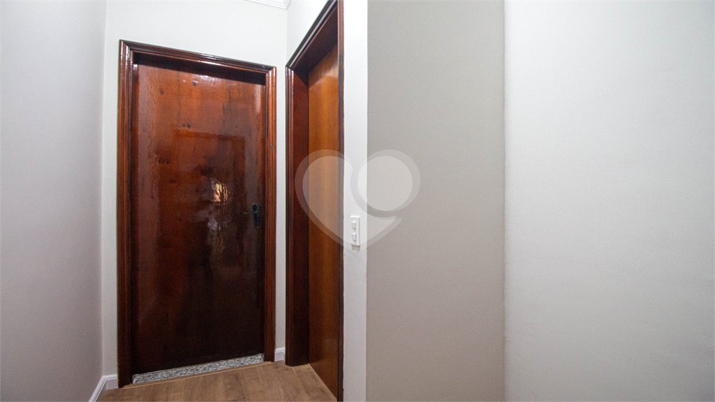 Sobrado à venda com 4 quartos, sendo 1 suíte, em Jardim Peri Peri, São Paulo, SP