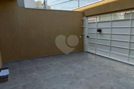 Casa à venda com 3 quartos, sendo 1 suíte, em Vila Brasilina, São Paulo, SP