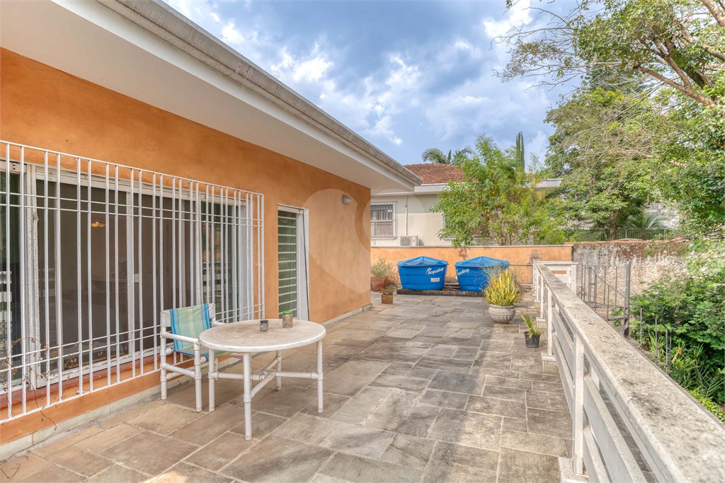 Casa à venda ou para alugar com 3 quartos, sendo 1 suíte,  em Brooklin Velho, São Paulo, SP