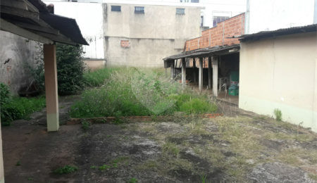 Casa Térrea à venda com 3 quartos no Centro, São Carlos, SP