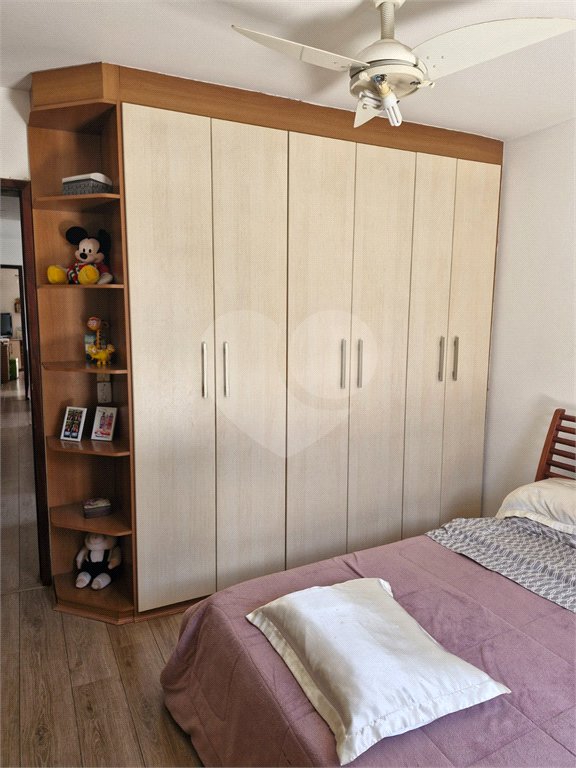 Sobrado à venda com 3 quartos, sendo 1 suíte, em Jardim Caravelas, São Paulo, SP