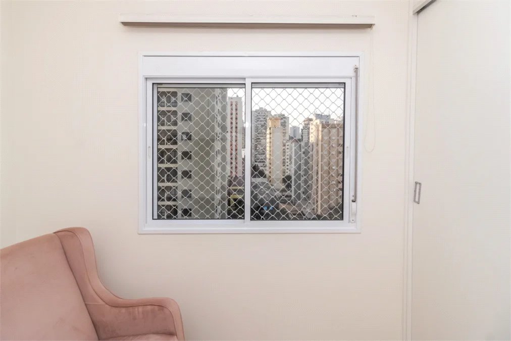 **Apartamento na Saúde 61m² | 2 dormitórios | 1 suíte | 2 vagas | depósito privativo**