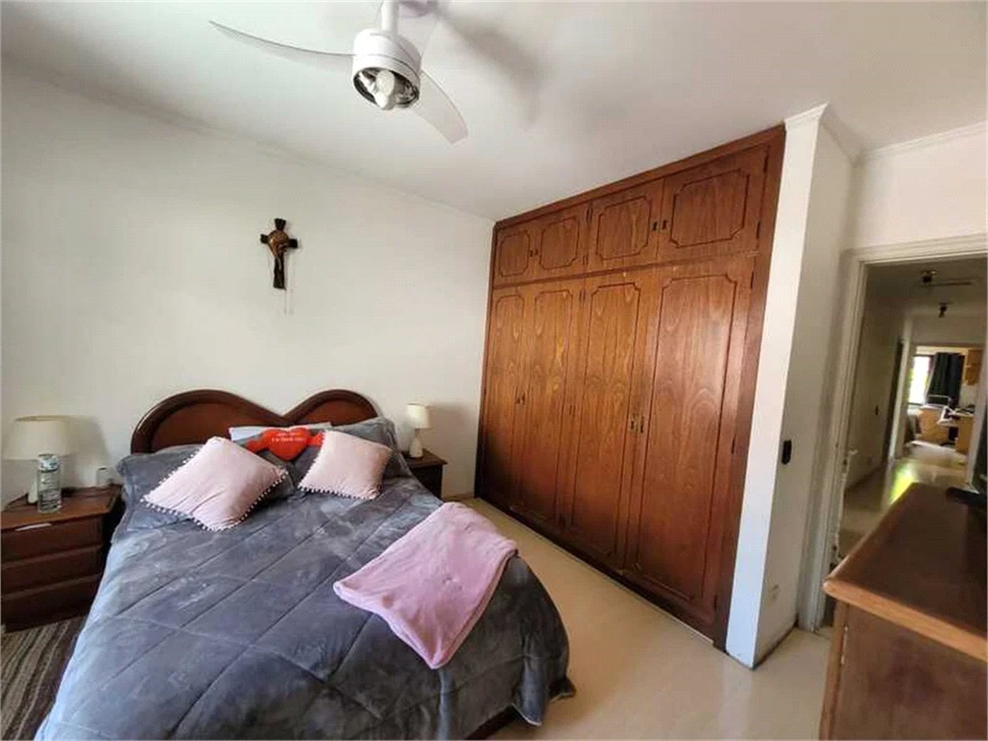 Sobrado à venda com 6 quartos, sendo 2 suítes, em Vila Romana, São Paulo, SP