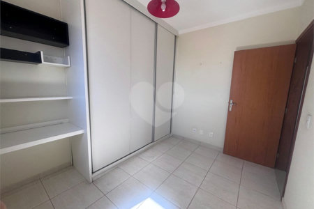 Apartamento à venda com 3 quartos, sendo 1 suíte,  em Vila Independência, Sorocaba, SP