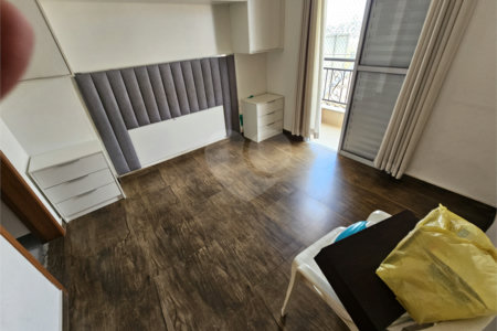 Sobrado à venda com 3 quartos, sendo 1 suíte,  em Vila Nivi, São Paulo, SP