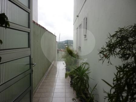 Sobrado à venda com 3 quartos, sendo 1 suíte, em Jardim Virginia Bianca, São Paulo, SP