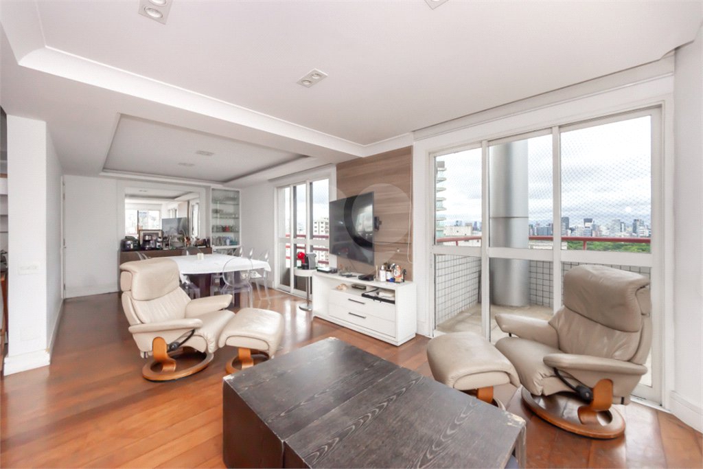 Duplex à venda com 4 suítes em Itaim Bibi, São Paulo, SP
