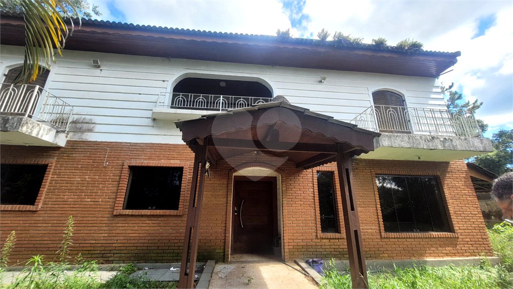 Casa à venda com 4 suítes no condomínio Alpes da Cantareira, Mairiporã - SP