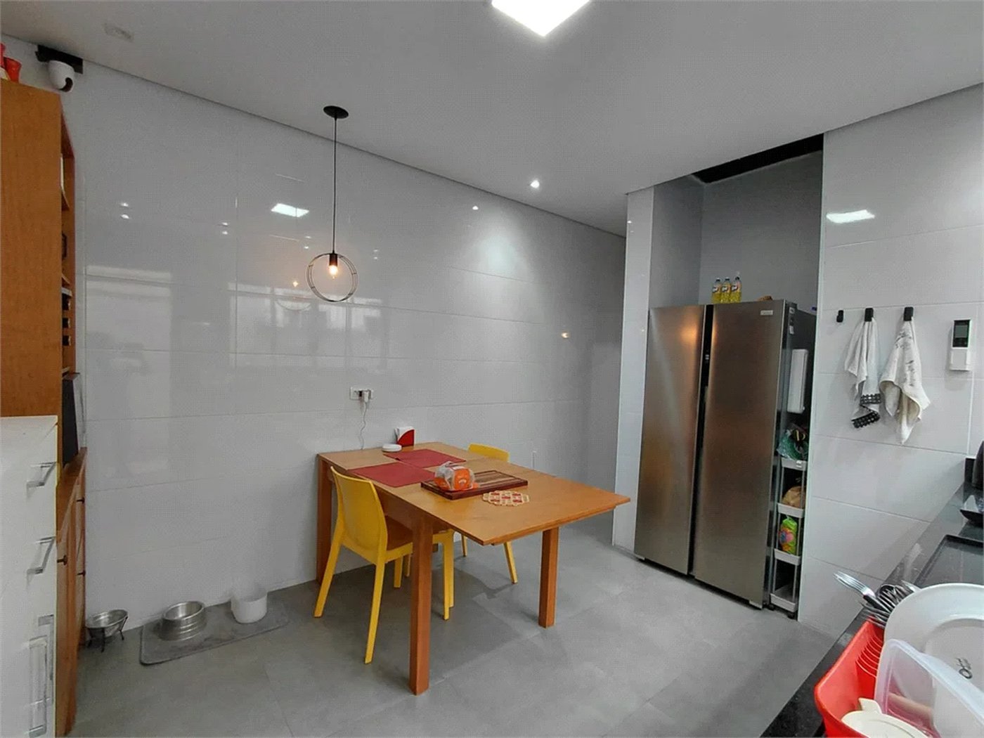 Sobrado à venda com 3 quartos, sendo 1 suíte,  em Vila Romana, São Paulo, SP