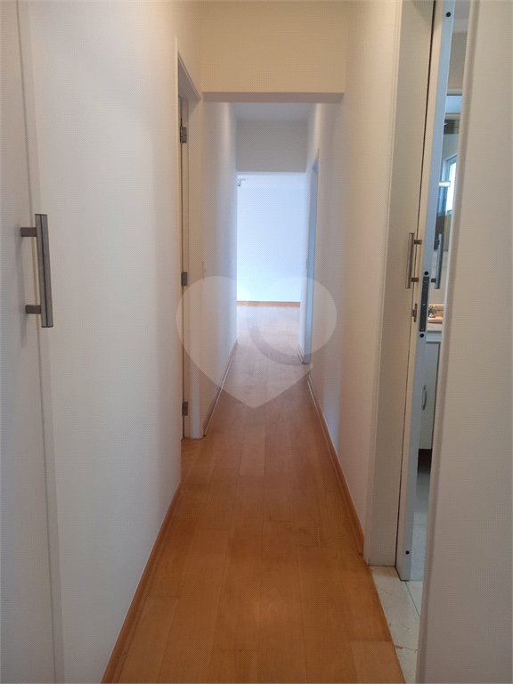 Apartamento à venda com 3 quartos, sendo 1 suíte, em Pinheiros, São Paulo, SP