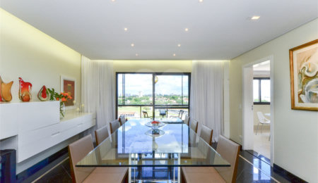 Apartamento à venda com 4 quartos, sendo 3 suítes, em Planalto Paulista, São Paulo, SP