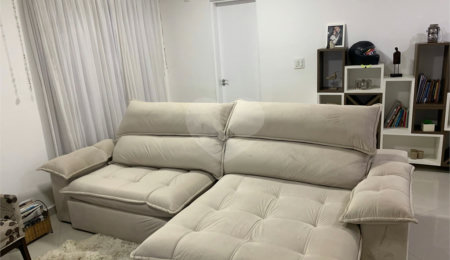 Sobrado à venda com 3 quartos, sendo 1 suíte,  em Residencial Novo Horizonte I, Mogi das Cruzes, SP