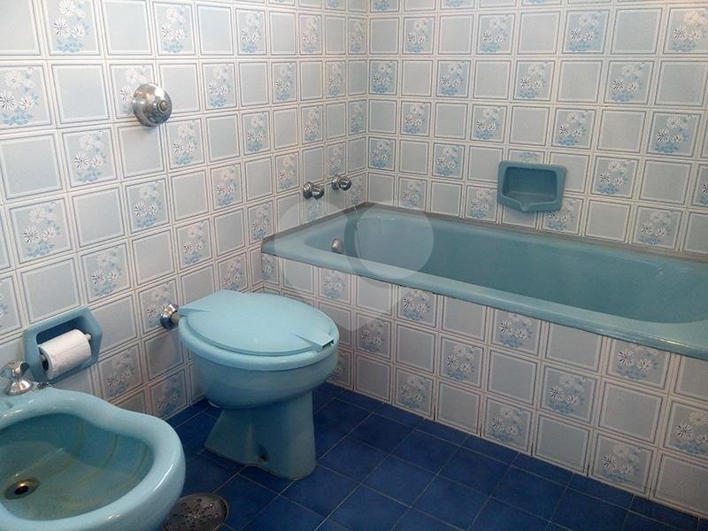 Casa à venda com 5 quartos, sendo 2 suítes, em Santana, São Paulo, SP