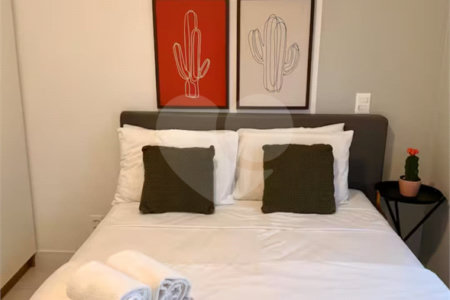 Apartamento à venda com 2 suítes em Jurerê, Florianópolis, SC