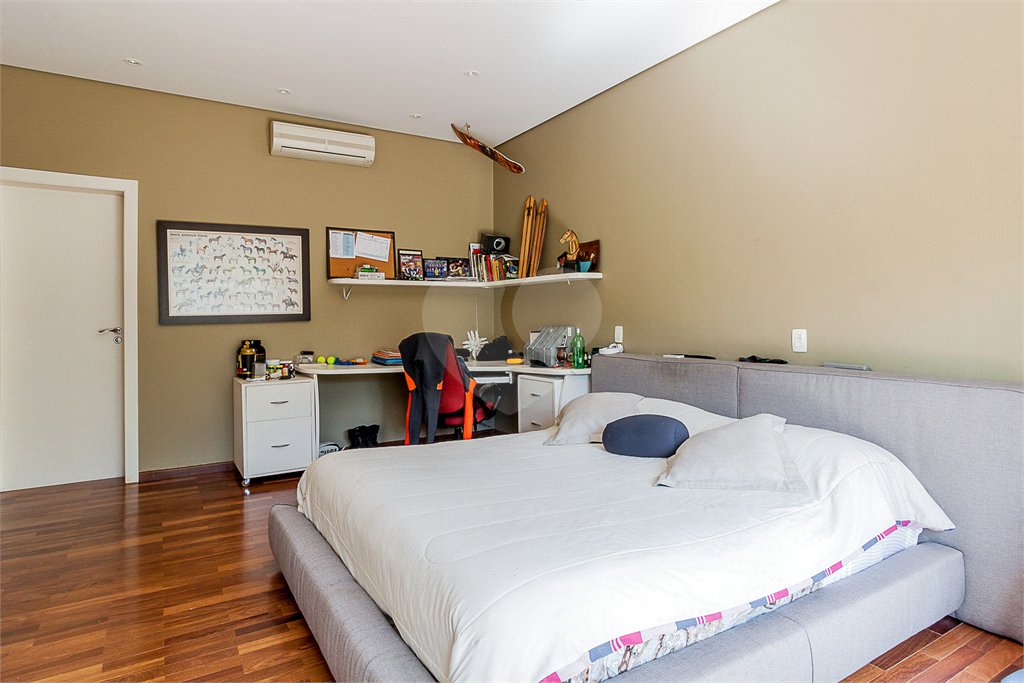 Casa à venda com 4 suítes em Alto da Lapa, São Paulo, SP