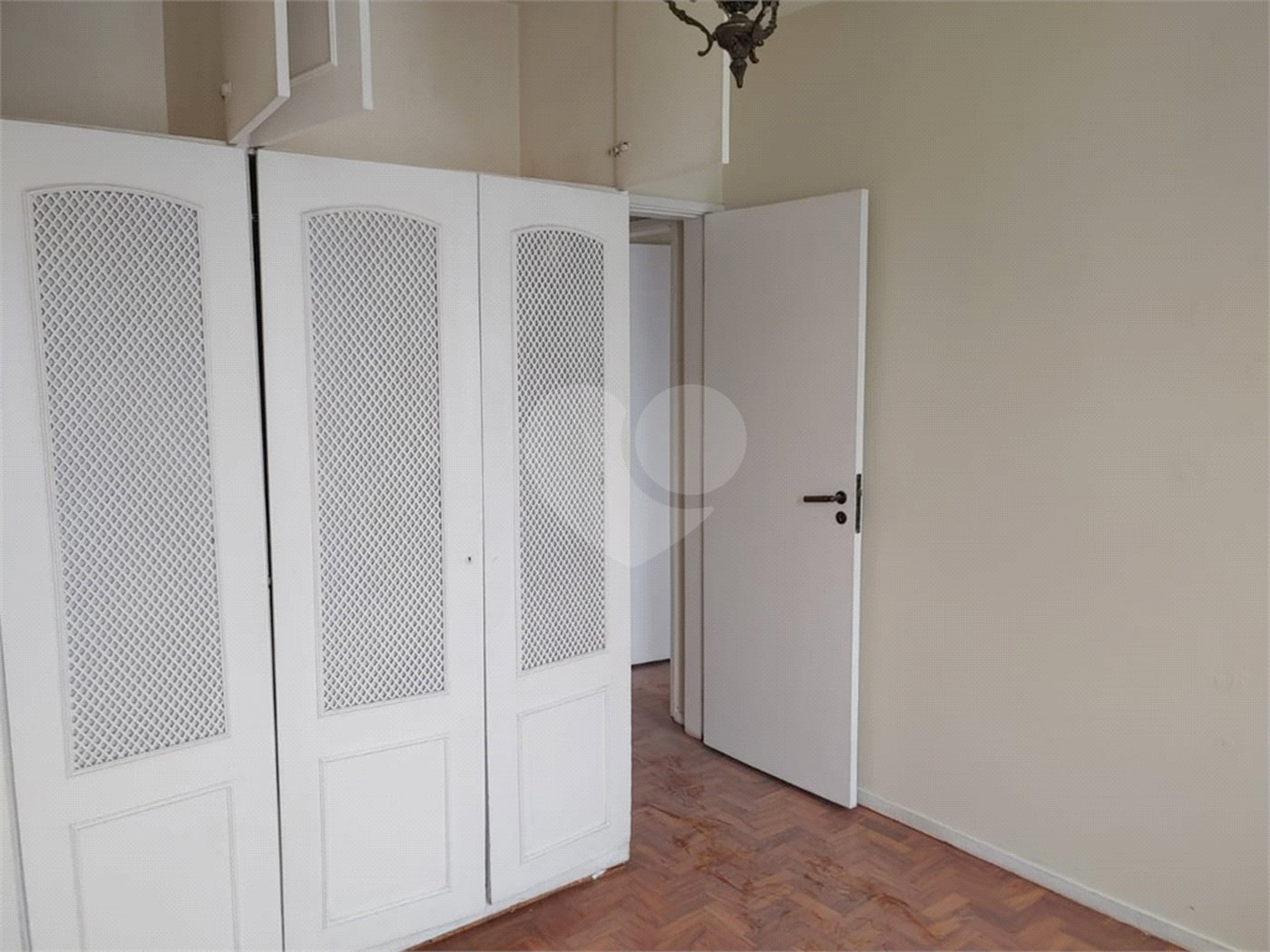Apartamento à venda com 3 quartos, sendo 1 suíte, em Vila Mariana, São Paulo, SP