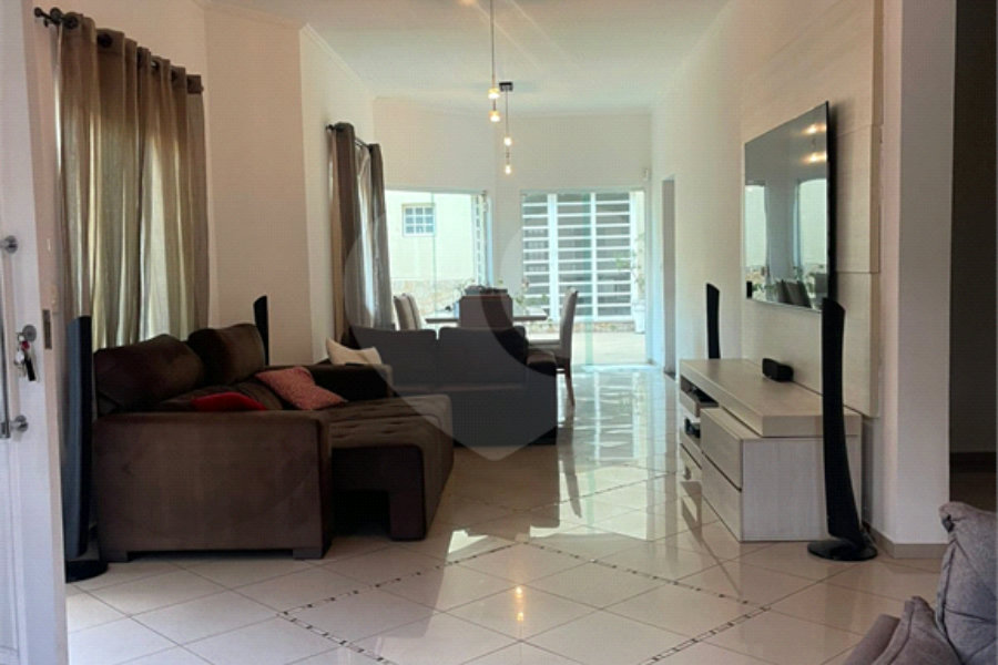 Casa à venda ou para alugar com 4 suítes em Freguesia do Ó, São Paulo, SP