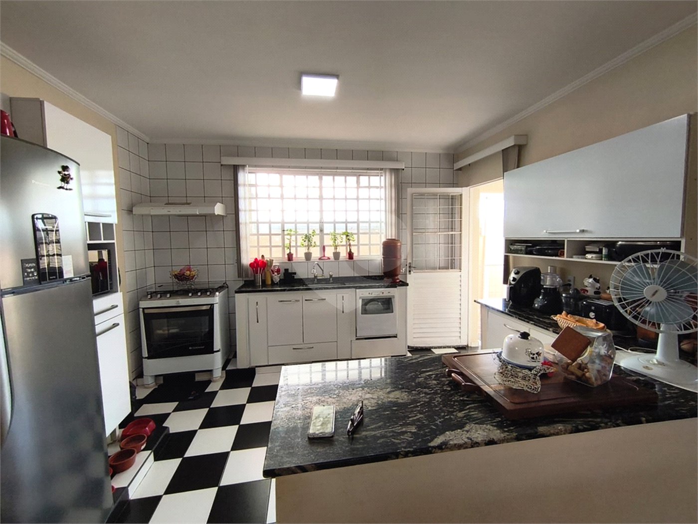 Casa à venda com 3 suítes em Jardim Alvorada, Itapetininga, SP