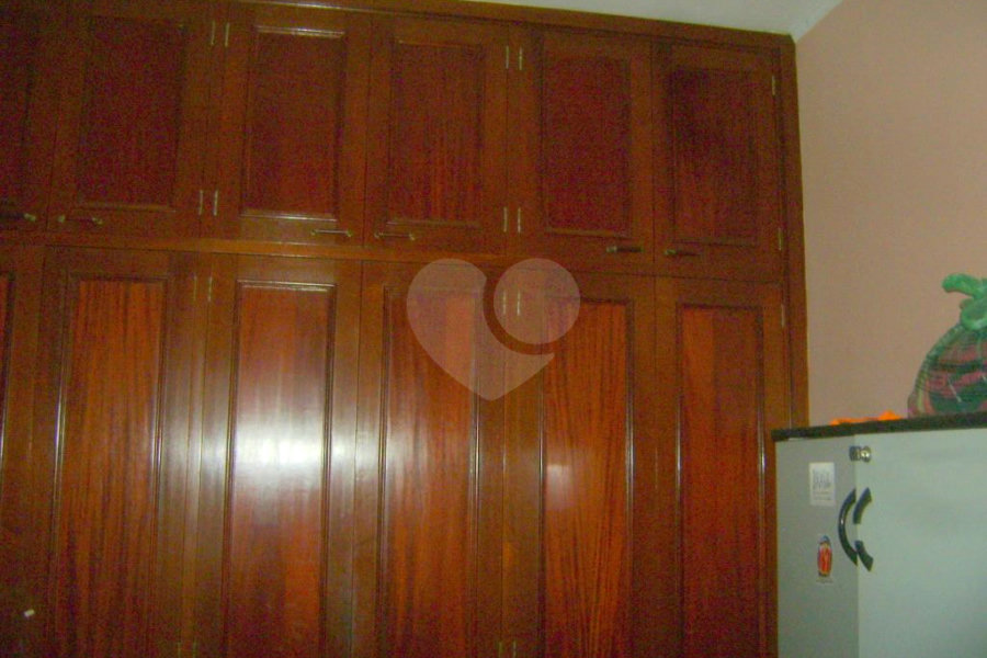 Casa à venda com 3 quartos, sendo 1 suíte, em Morumbi, São Paulo, SP