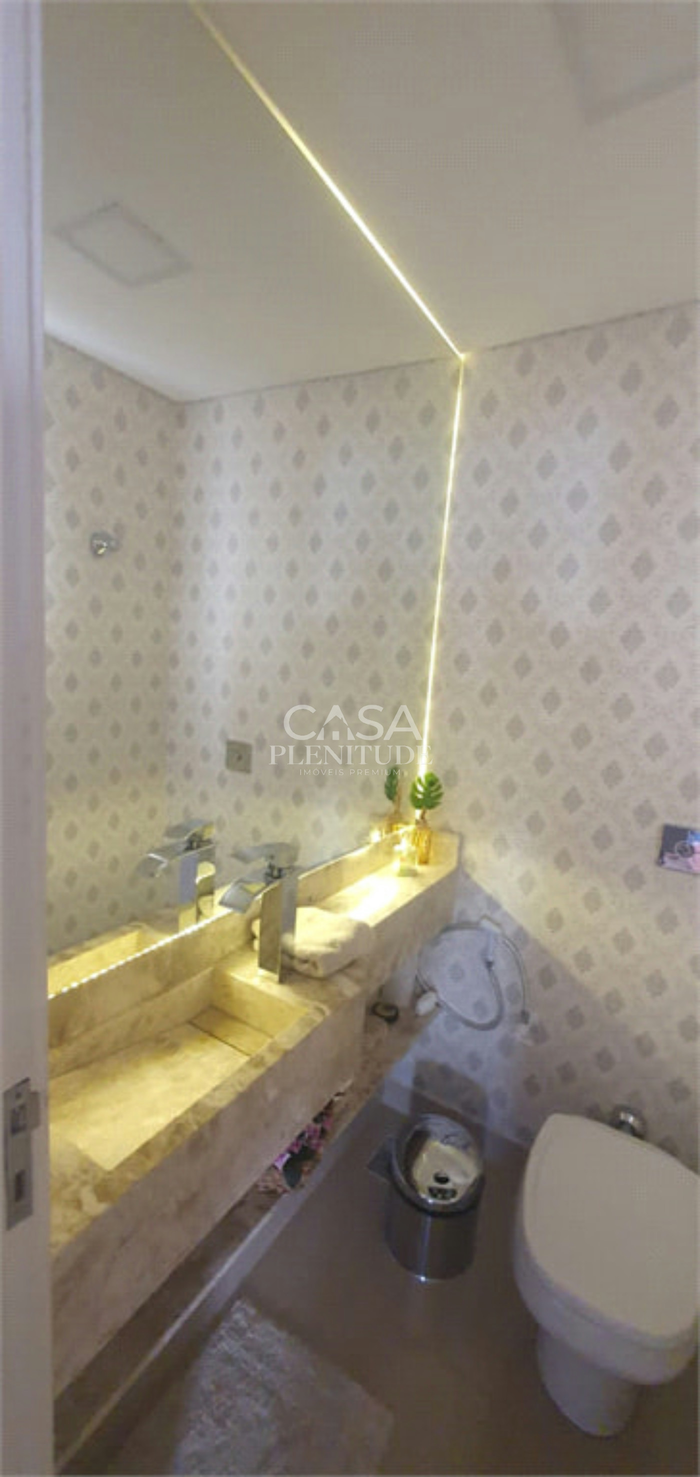Casa em condomínio à venda com 3 quartos, sendo 1 suíte, em Cajuru do Sul, Sorocaba, SP