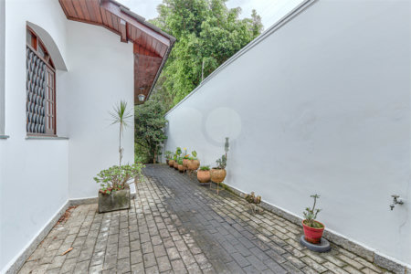 Casa Térrea à venda com 4 quartos, sendo 1 suíte, em Jardim Prudência, São Paulo, SP