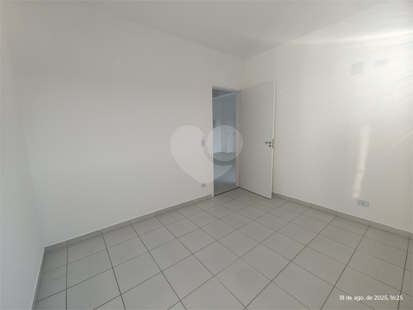 Apartamento para alugar com 2 quartos em Jardim das Palmeiras, Atibaia, SP