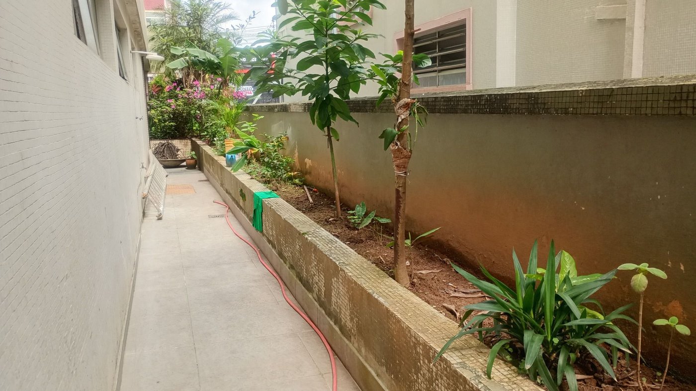 Apartamento com 3 dormitórios para alugar, 140 m² por R$ 3.850,00/mês - Itararé - São Vicente/SP