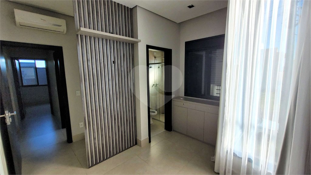 Casa à venda com 3 suítes no condomínio Montreal Residence, Indaiatuba - SP