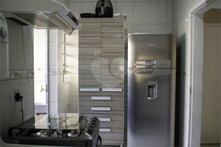 Apartamento à venda com 2 quartos em Esplanada Mendes Moraes, São Roque, SP